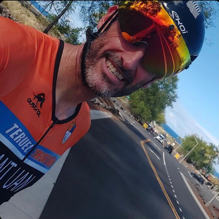 AA4EAA4F 8194 4F30 8DD3 857647A87EA6