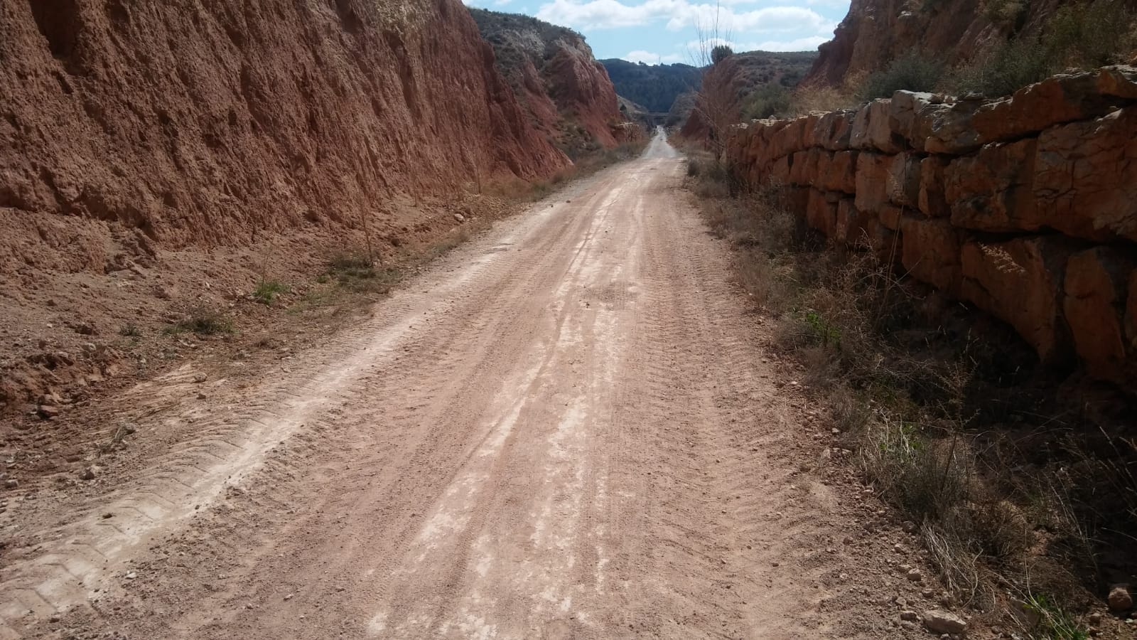 C87F37DC 045A 4AC3 9B61 4278FAFE4BD8