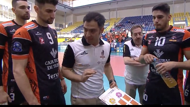 E40B0C72 7294 4F00 B56F 826A2BC5443D