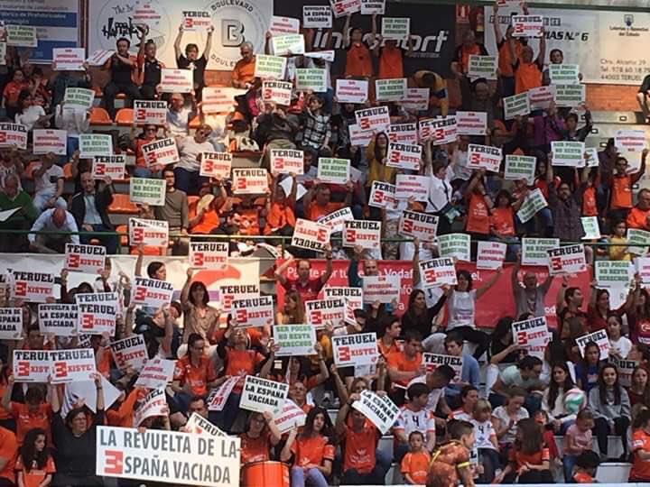 EC197823 11D7 4702 9690 53BFA850D0E4