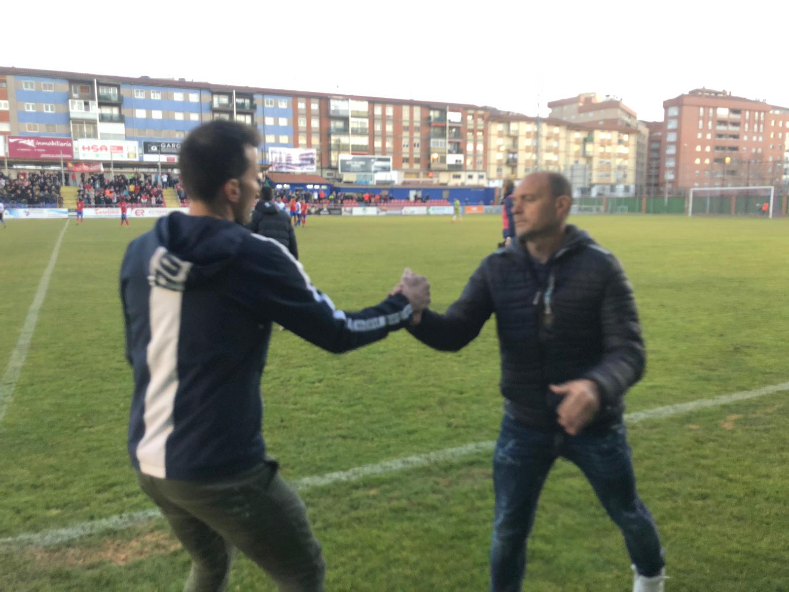 F4D904CC E843 49ED 8972 8B9F972D565A