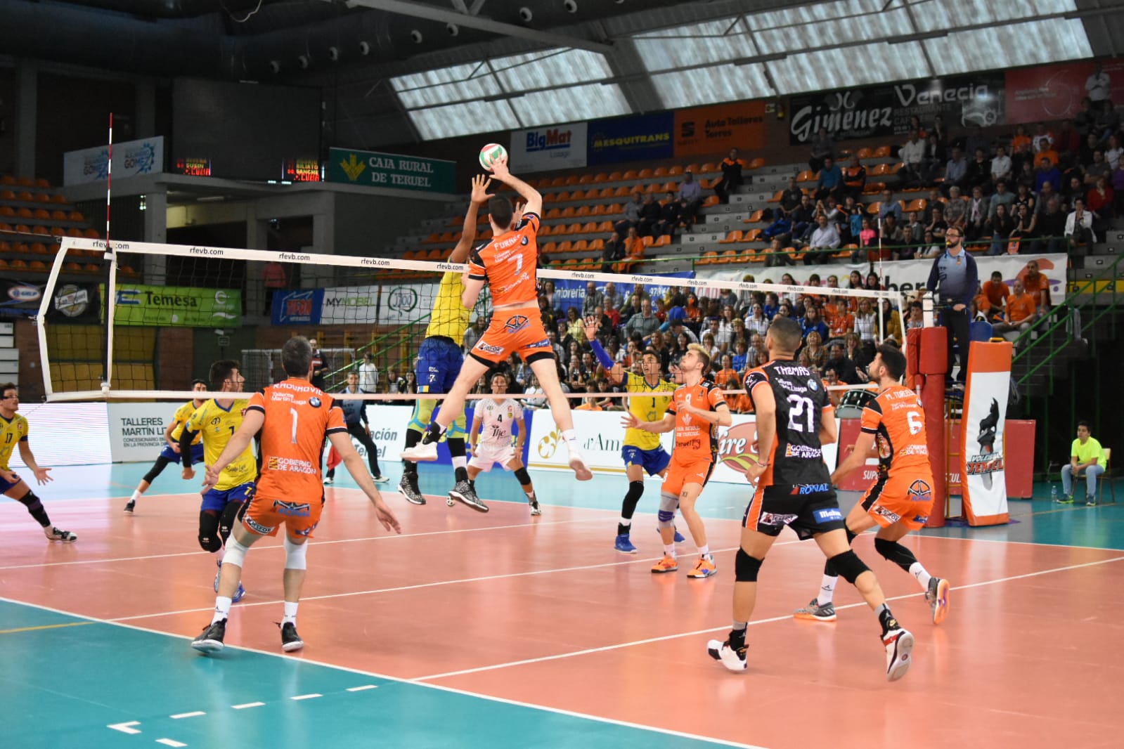 FF2300E8 2923 410F A42E 8E96807FA399