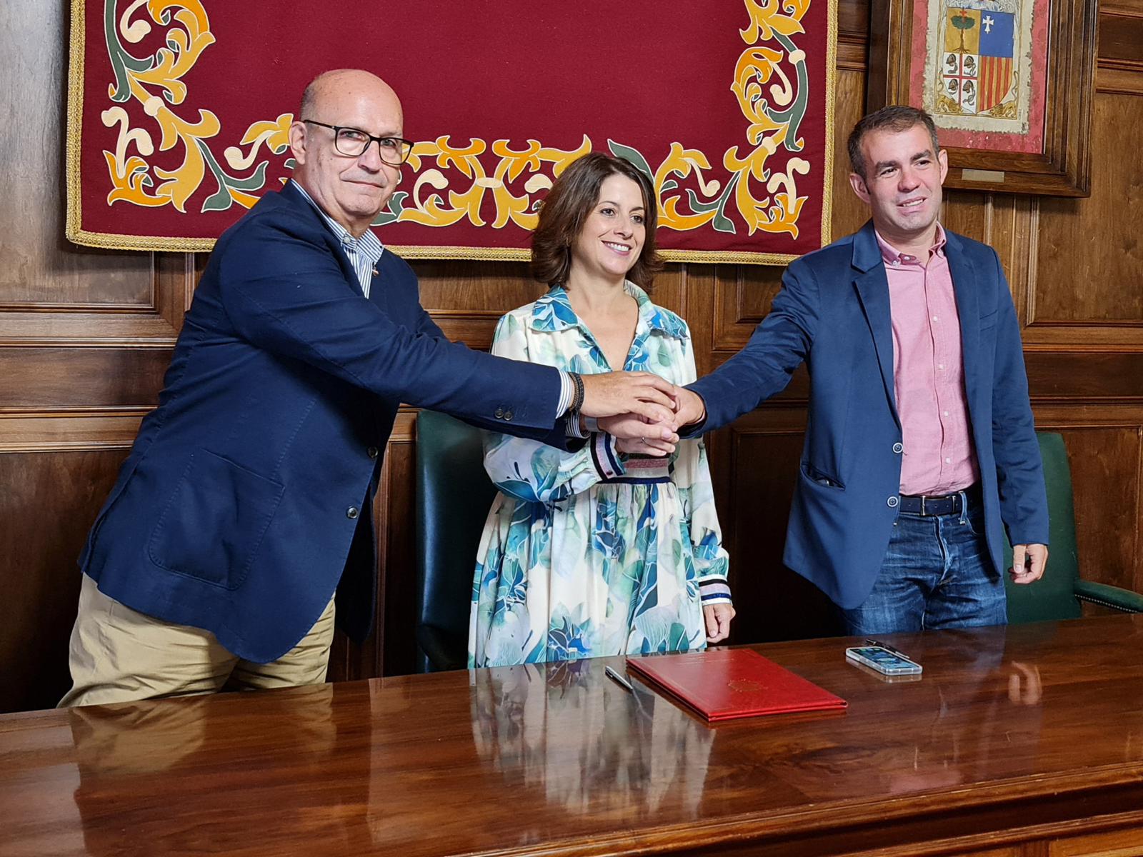 5D6BDE22 2C17 4496 892E 08452968F556