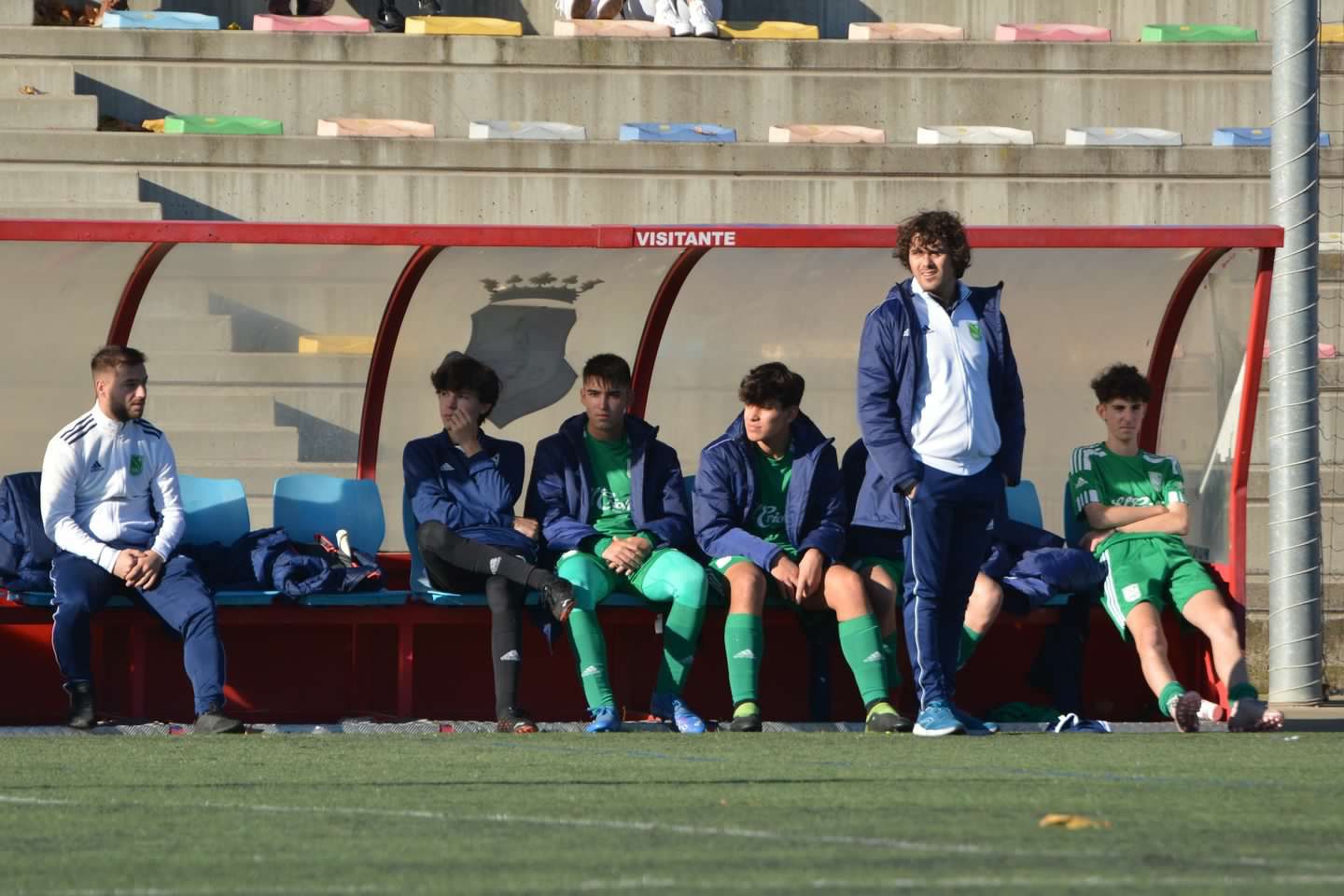 CD74EA6B C119 4D7C B568 2445AEECA6B3