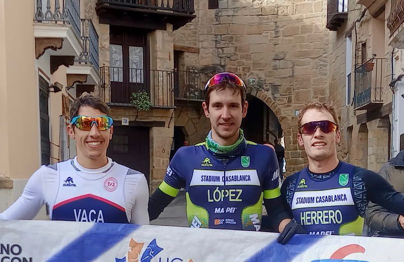 FD304FF4 D9BB 4B63 9E3C 11B8EE0E4C65